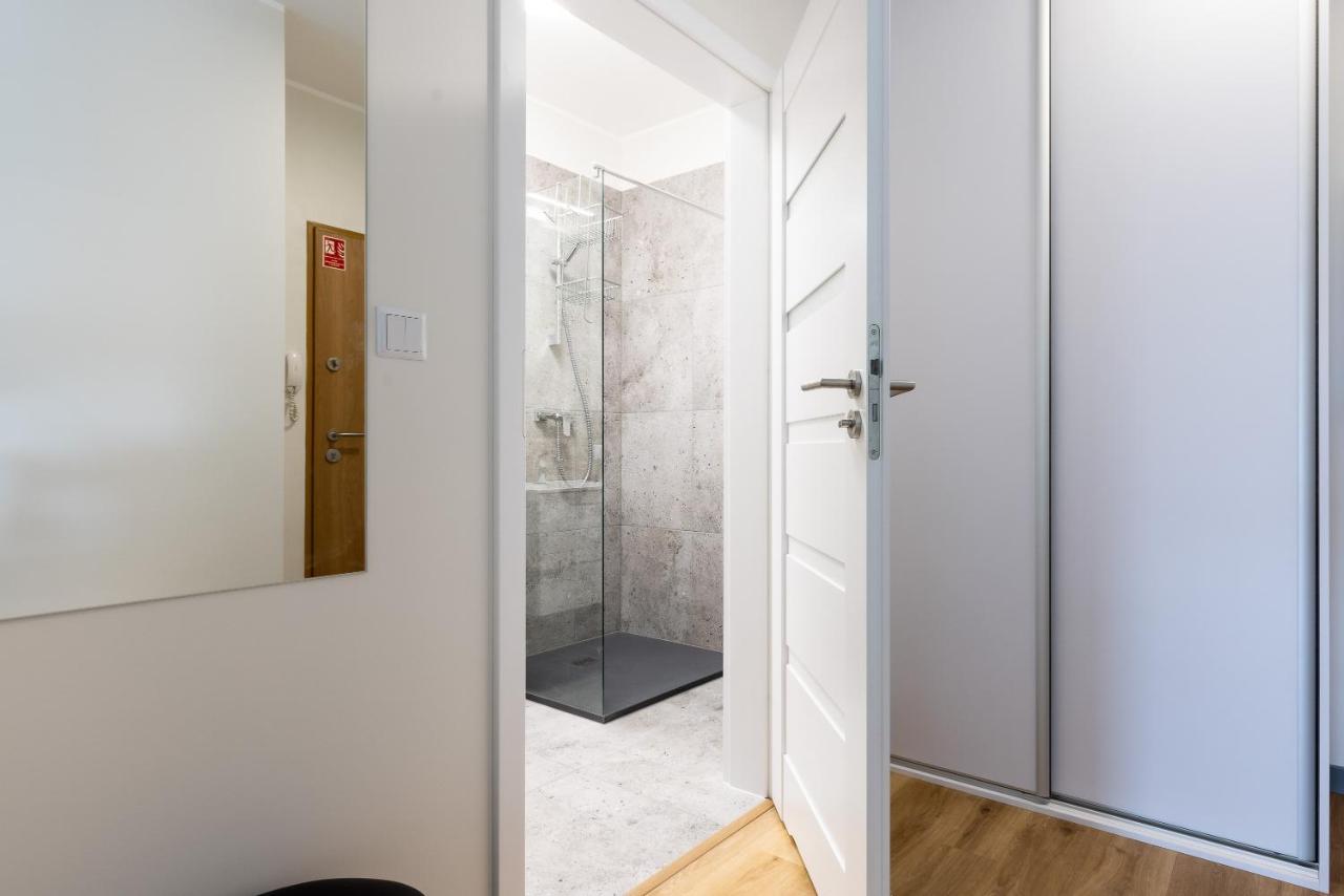 Ina Rent - Stare Miasto- Bastion Walowa 格但斯克 外观 照片