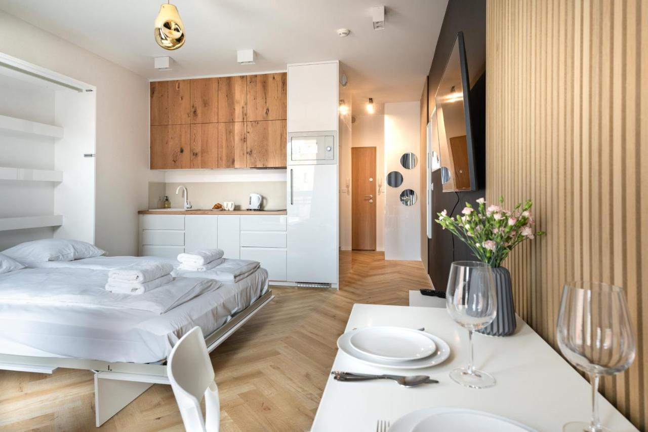 Ina Rent - Stare Miasto- Bastion Walowa 格但斯克 外观 照片